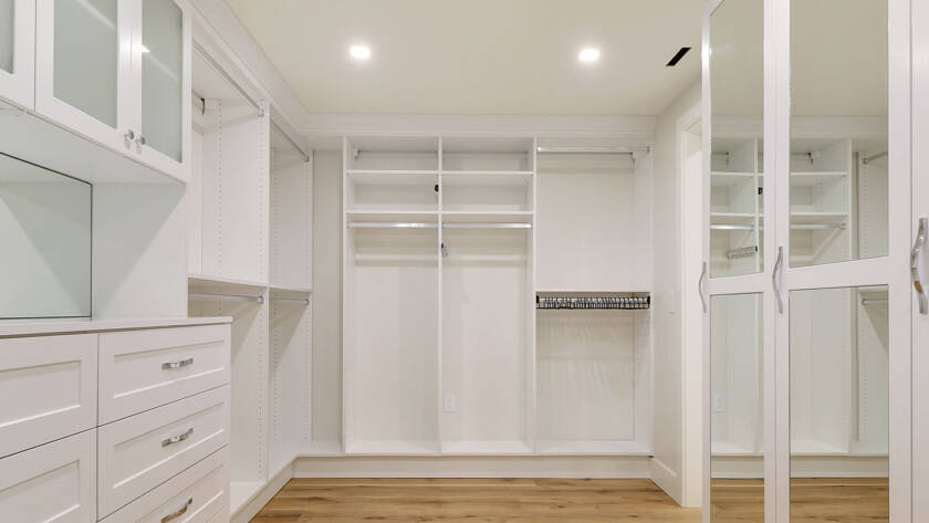 Walk-in-Closet-Ideas-to-Consider2